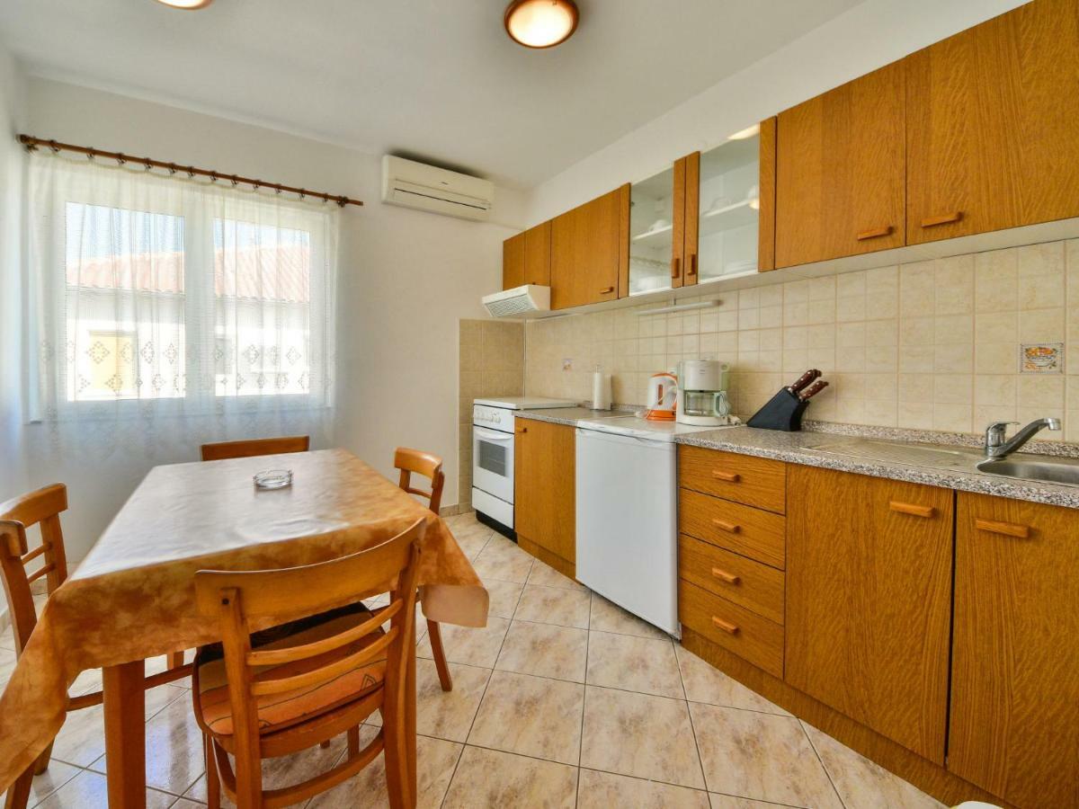Apartment Lucija-2 By Interhome Kampor Екстериор снимка